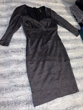 White House black market Gray slimming Bodycon Dress with Sweetheart Neckline